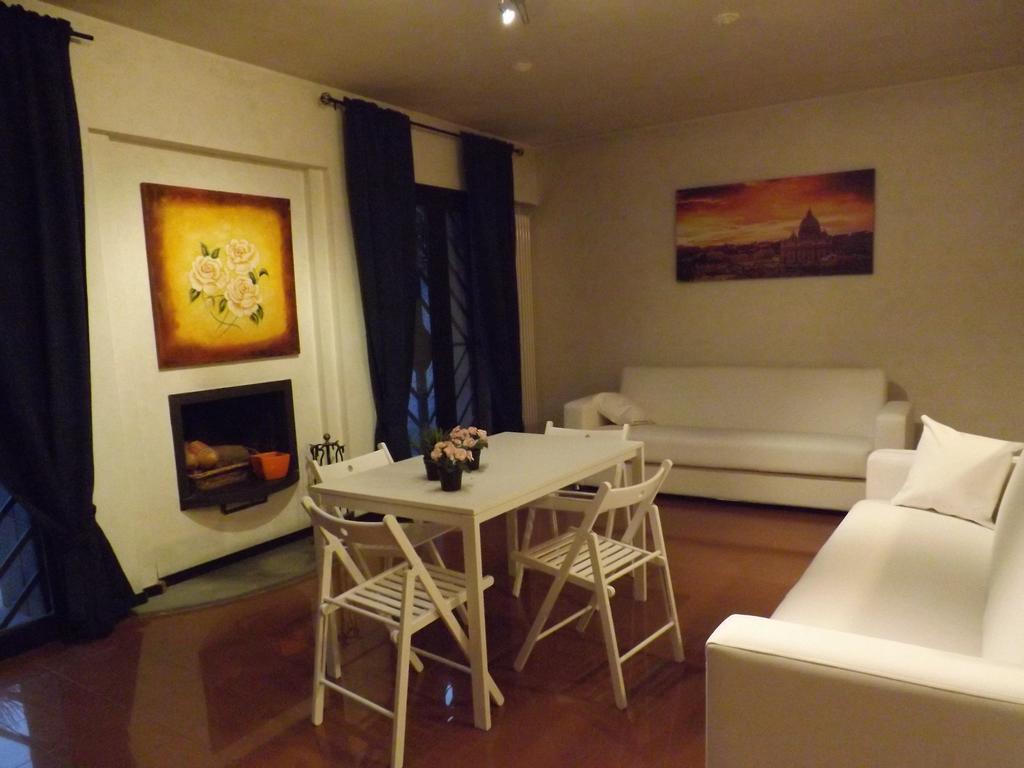 Hotel Madame Butterfly Ciampino Pokoj fotografie